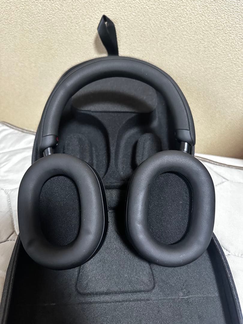 SONY WH-1000XM5 ワイヤレスヘッドホン（黒）