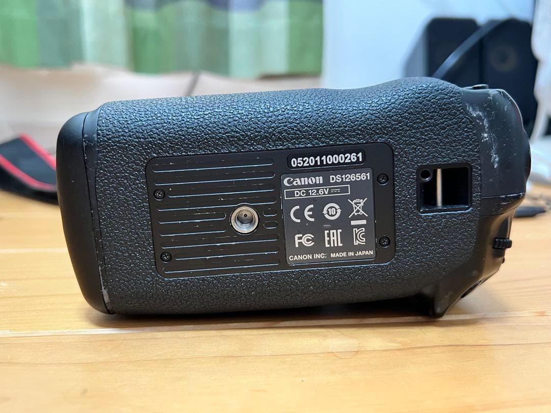 Canon キヤノン EOS-1D X Mark II 一眼レフカメラ 本体