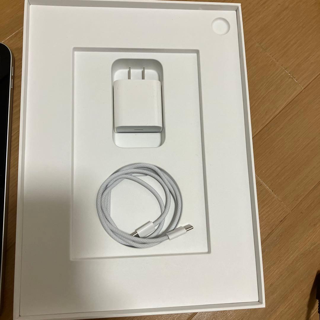 iPad第10世代　10.9インチ