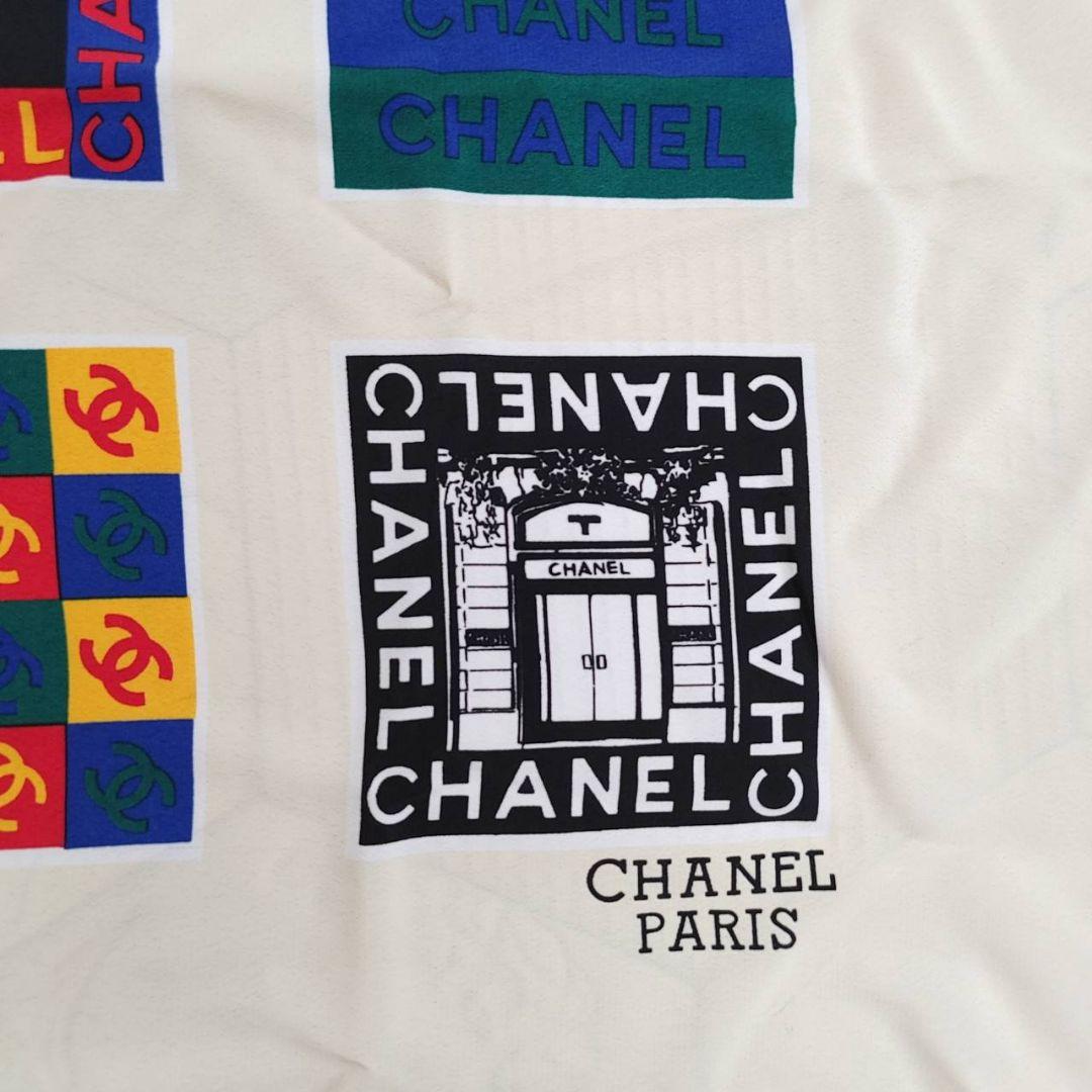 CHANEL シルク100% ハンカチ クリーム色