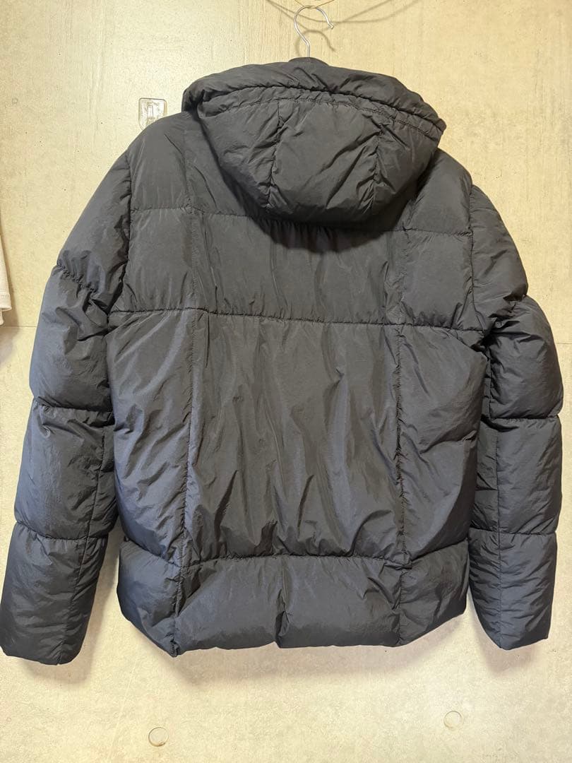 最終値下げです‼️STONE  フード付きダウンジャケット ブラック