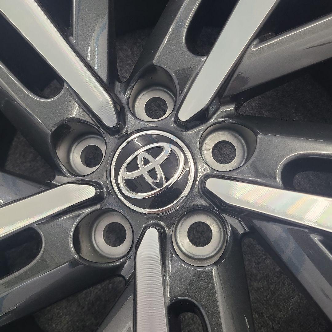 トヨタ カローラクロス 純正ホイール 18インチ 新車取り外し品