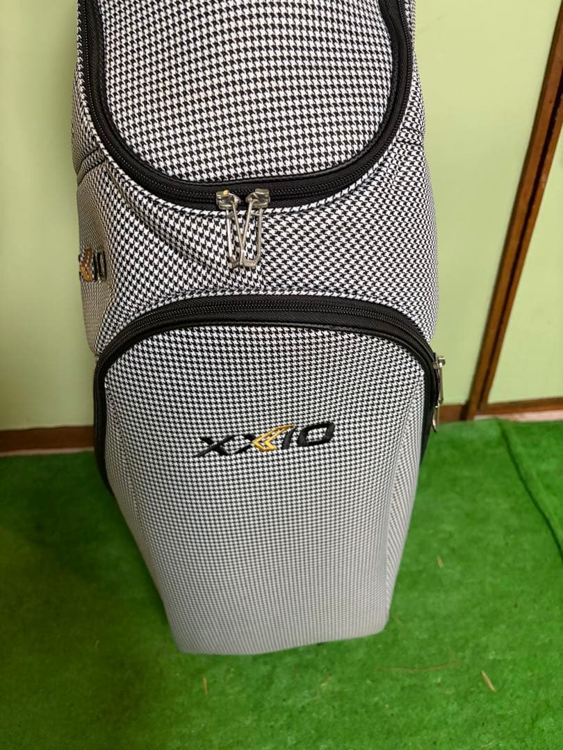 ゼクシオ　キャディーバッグ