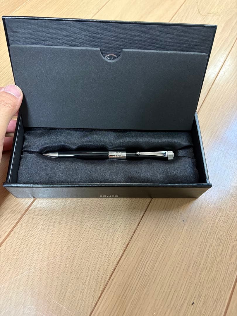 ロメオ 伊東屋 ROMEO No.3 ボールペン 細軸ブラック/ R213