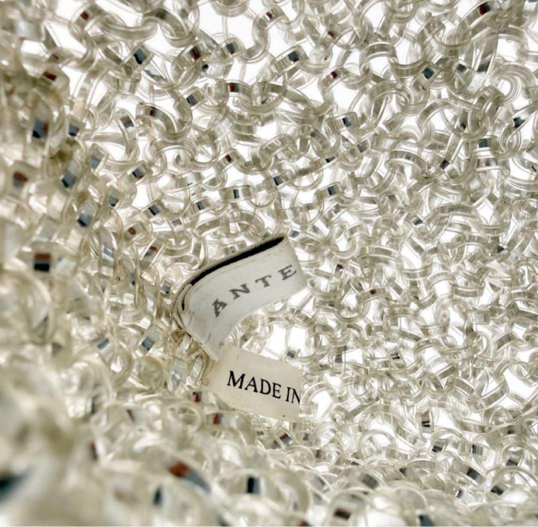 アンテプリマ　スタンダードスクエア　ミディアム　シルバー、インナーポーチ付き