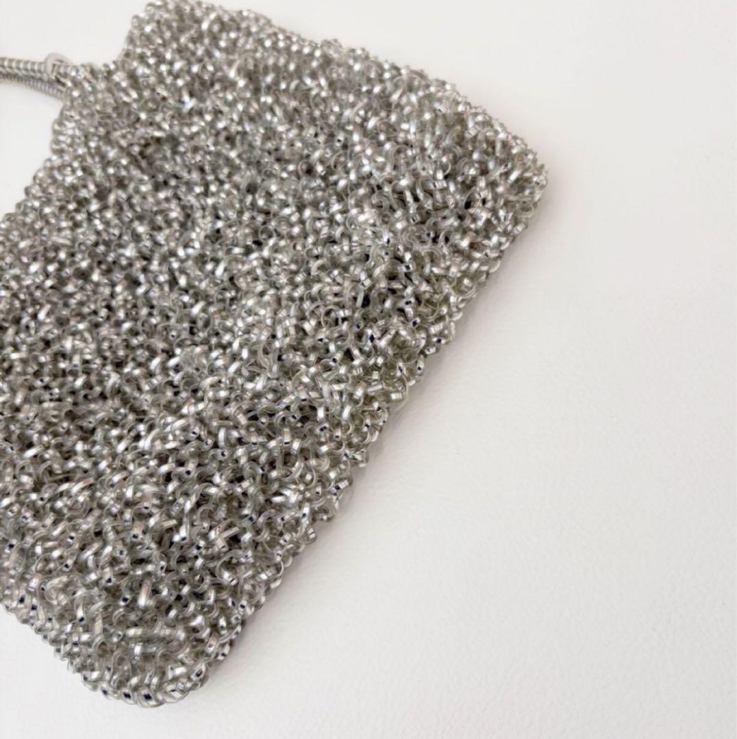 アンテプリマ　スタンダードスクエア　ミディアム　シルバー、インナーポーチ付き