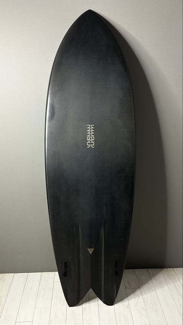 マンダラMANDALAダークアーツ DELTA V TWIN 5.10 カーボン