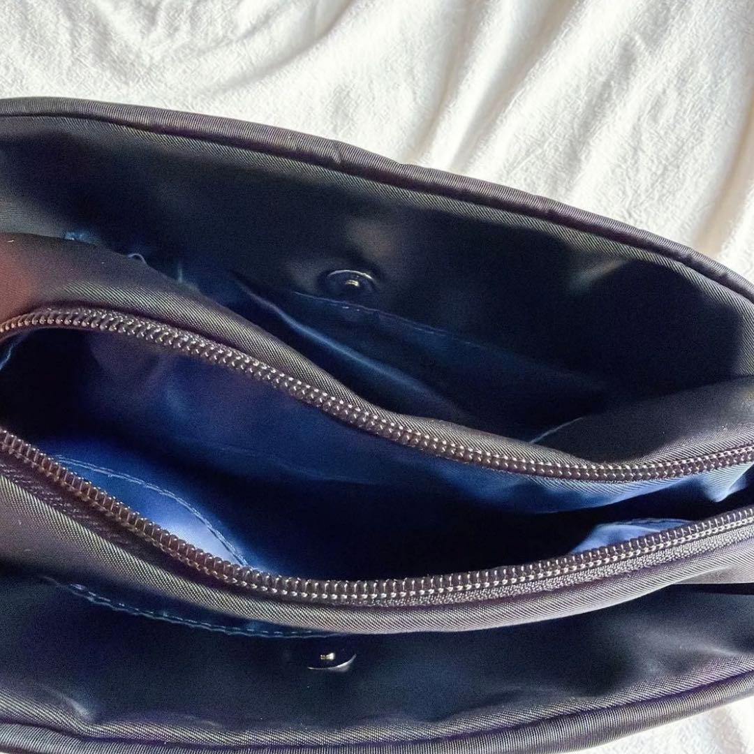 新品未使用　アニエスベー　ショルダーバッグ　ナイロン　バッグ ブラック 斜めがけ