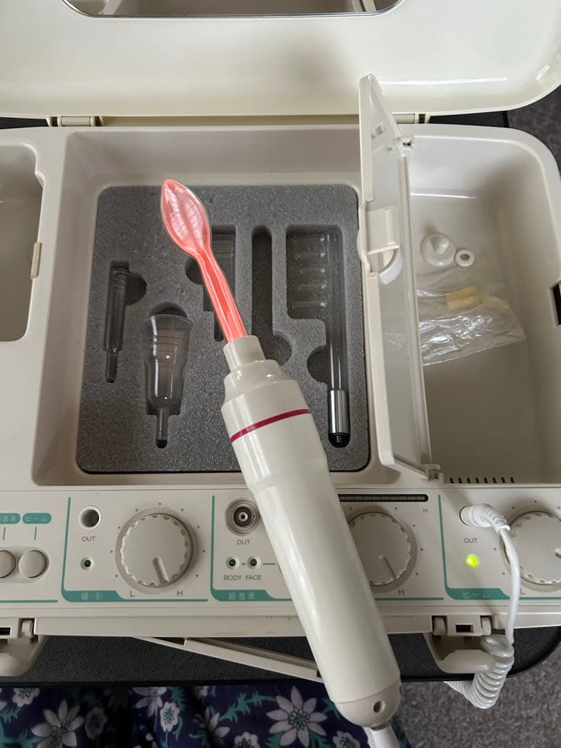 サミット美顔器 スプーンガラス管1本（¥6150）おまけつき