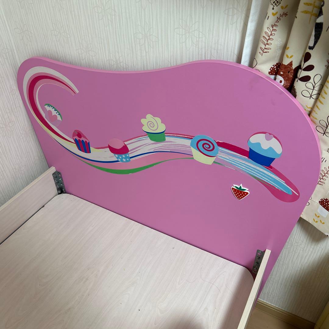 チレキ、ベッド