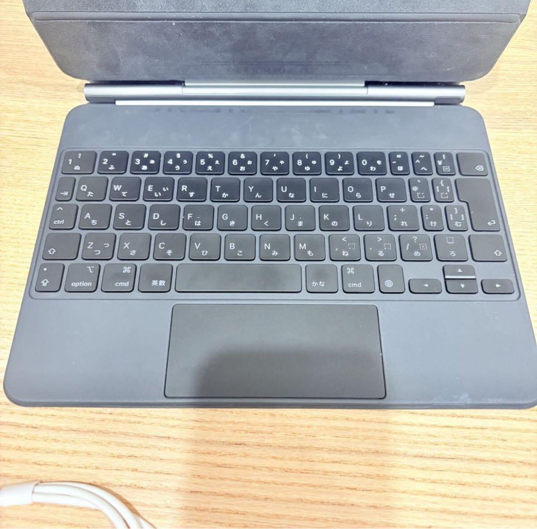 Magic Keyboard Apple純正 iPad 11インチ　黒