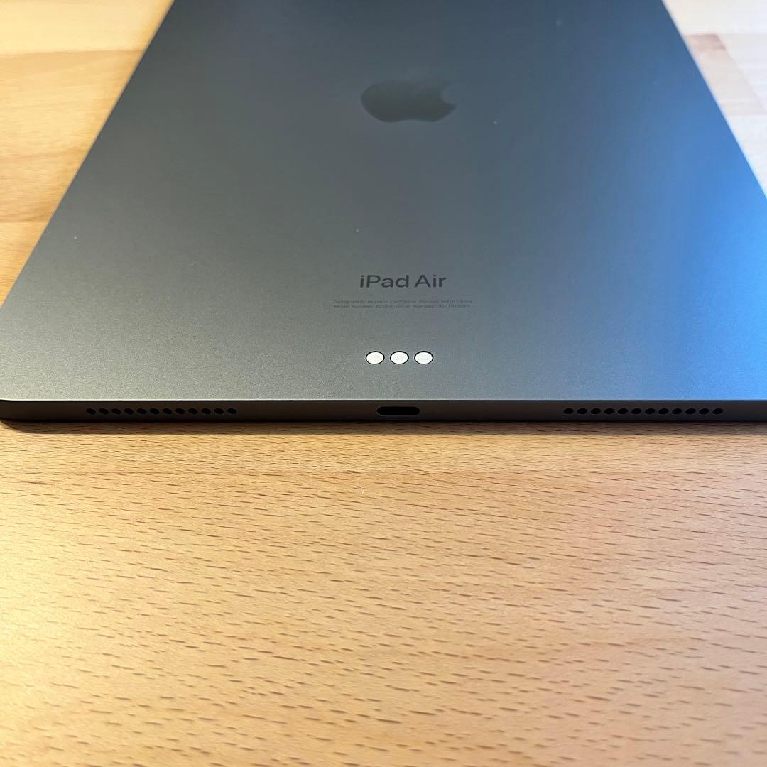 【美品】 iPad Air 第5世代 256GB Wi-Fi 箱有 おまけ付き