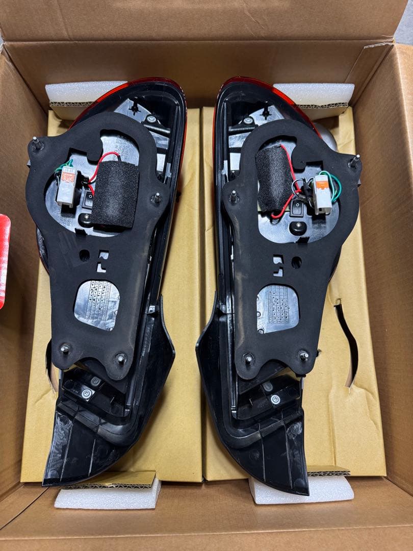 【Valenti】【希少】86/BRZ テールランプ USモデル