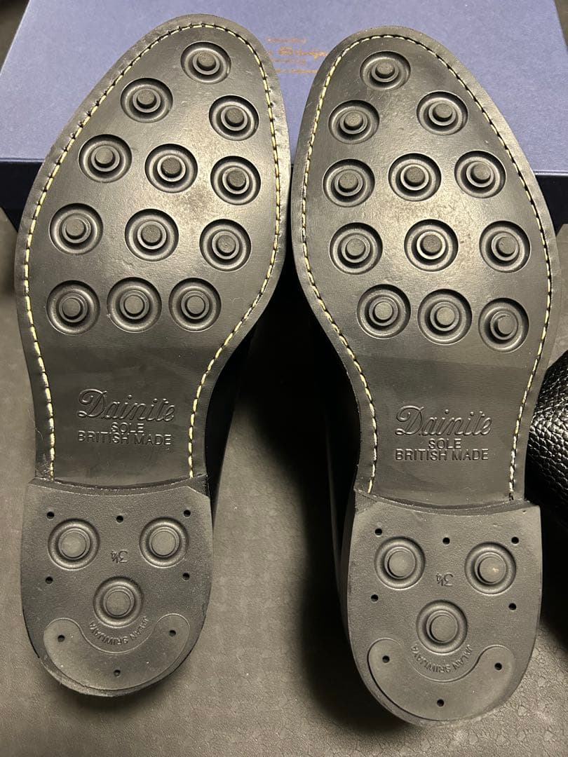 Jalan Sriwijaya ジャランスリウァヤ 98651 Tokio 黒