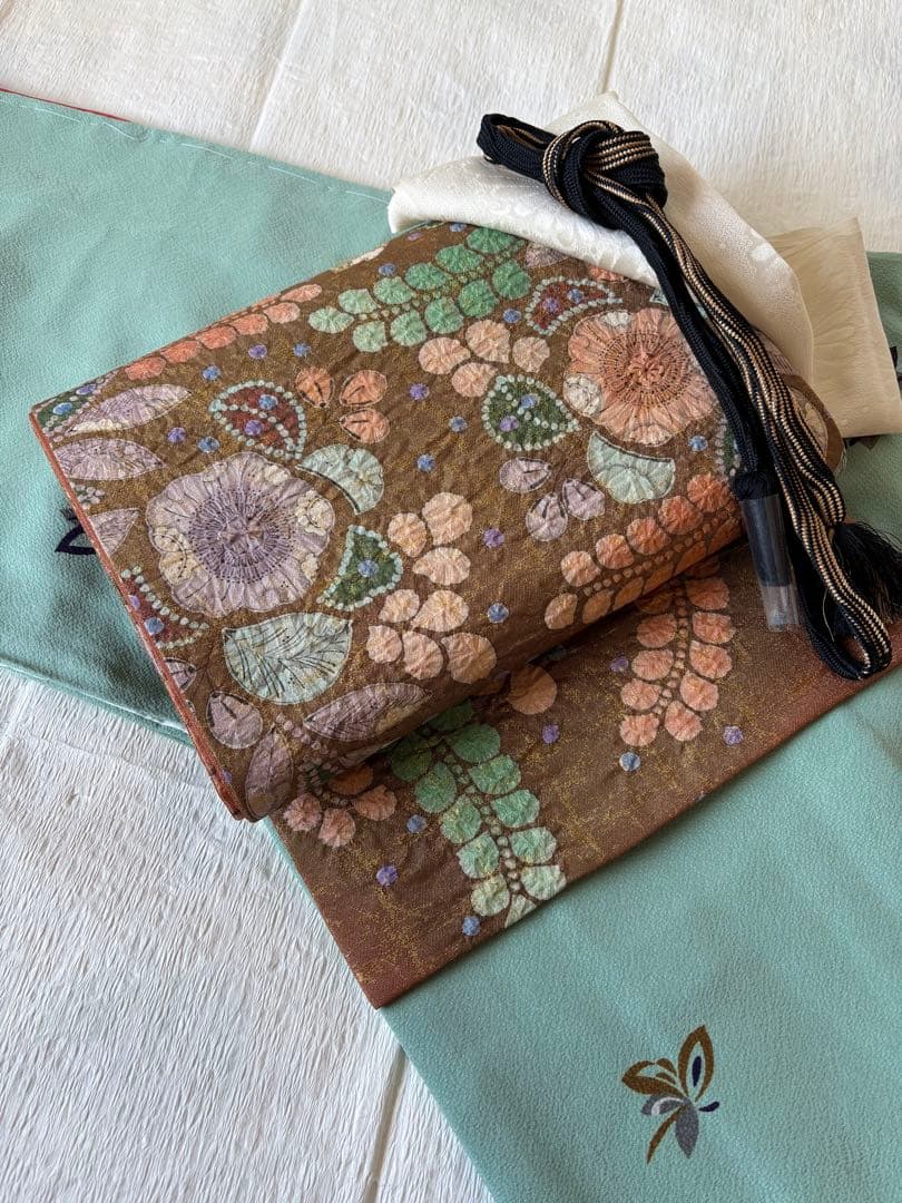 ❤️主役になれる正絹小紋　縮緬　ティファニーブルー　新品保管　新品畳紙付き