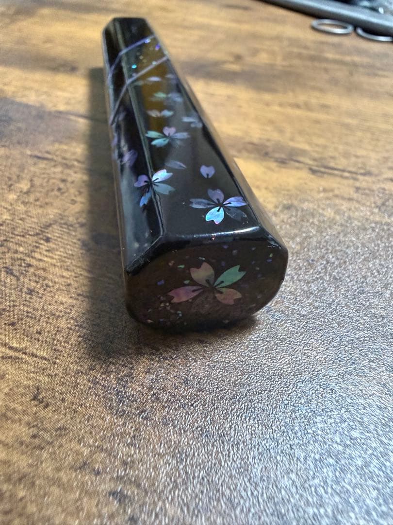 包丁の柄　漆器　螺鈿　八角柄