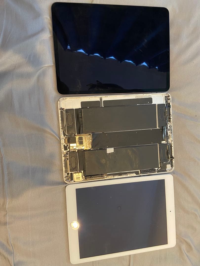 iPad ProとiPad本体3台セットジャンク品