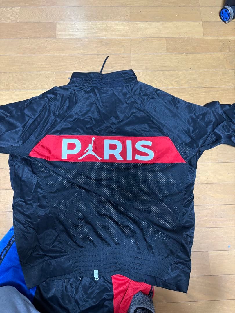 [最終値下げ中]レア　PSGxJORDAN ナイロンセットアップ