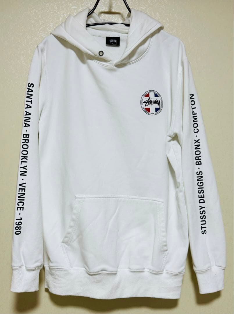 ステューシー スウェットパーカー Ｌ　ホワイト フロント、バックロゴ　フード付