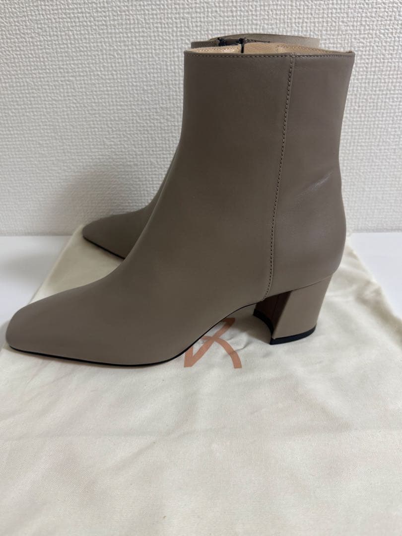 FABIO RUSCONI グレー レザー ショートブーツ