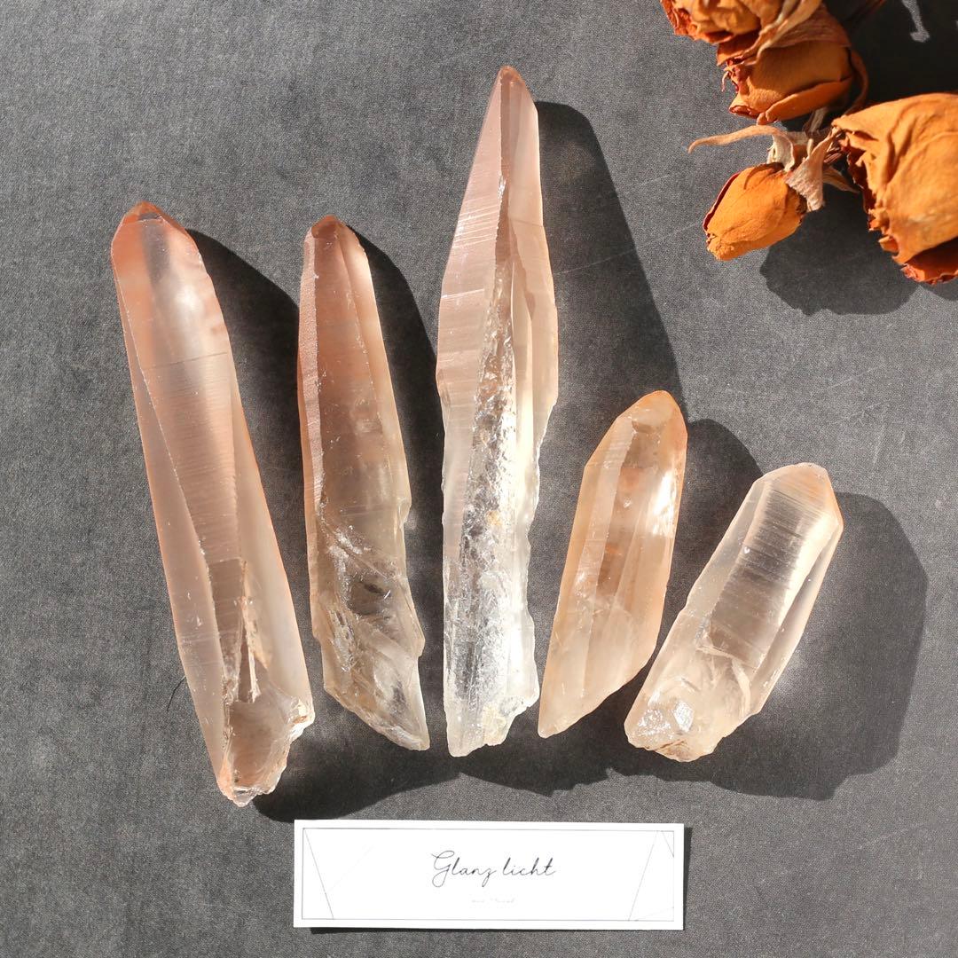 シンギングクォーツ ピンクレムリアンシード クリスタル 水晶 鉱物 原石 希少