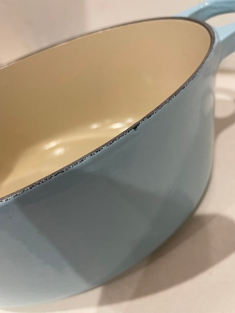 Le Creuset ル・クルーゼ　可愛いライトブルー 25cm 鍋　美品