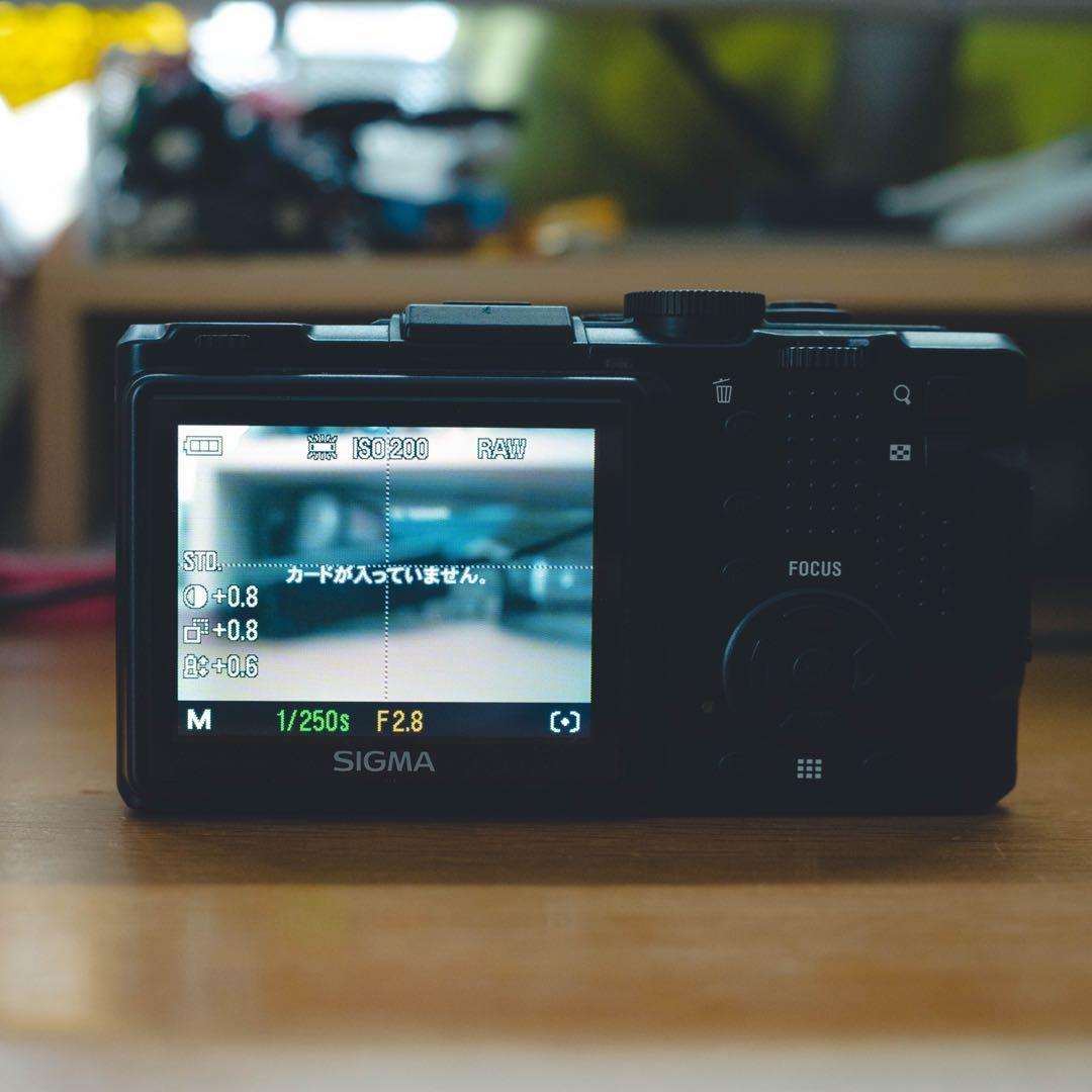 SIGMA DP2 コンパクトデジタルカメラ