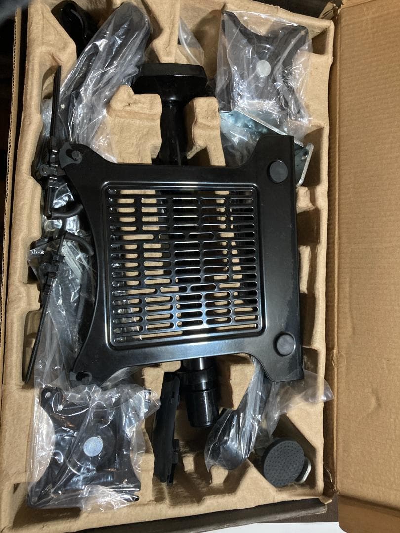 モニターアーム　グリーンハウス