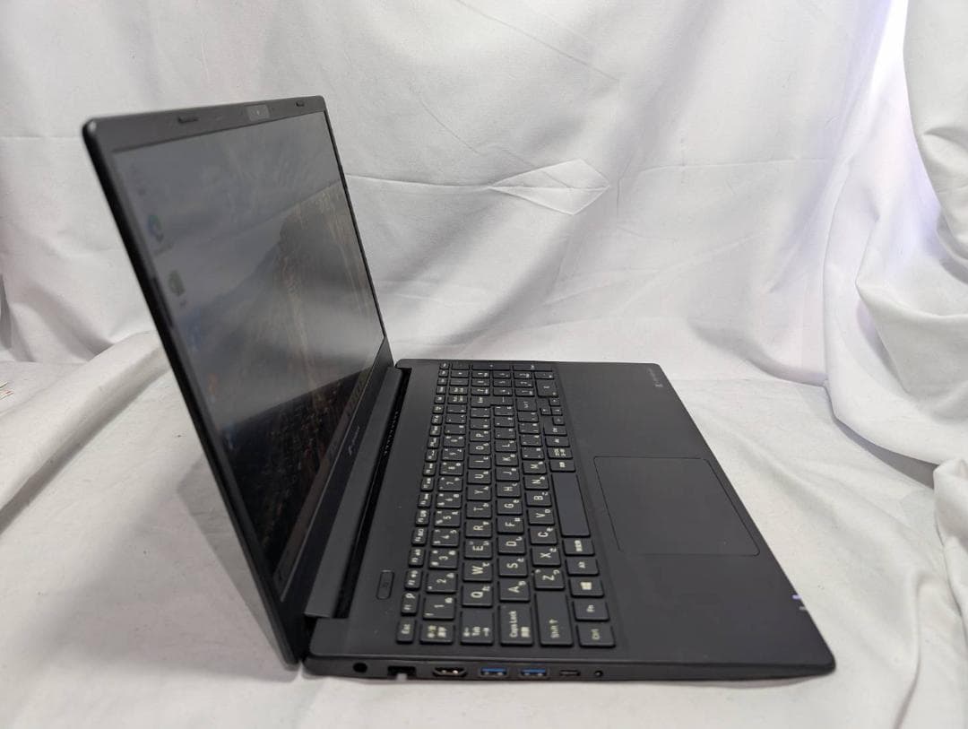 ☆最新Win11☆ dynabook PZ55/MB 第10世代i7 高速SSD