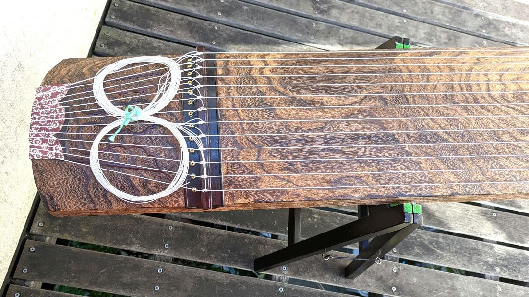 刳り甲　　十三絃箏=琴