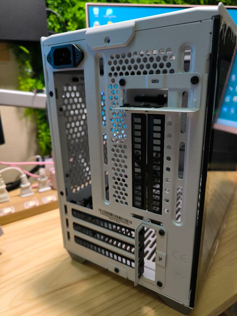 PCケース(自作PC用) COOLER MASTER NR200P