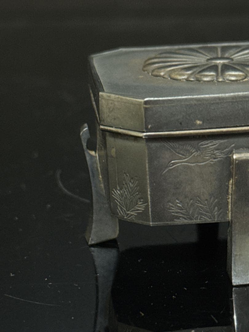 純銀 菊紋付 足付 ボンボニエール 箱 約87.5g