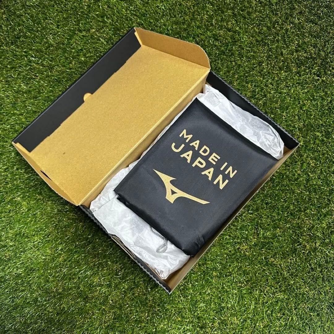 ミズノ　モレリア2ジャパン　ペイントカスタムモデル　25.5㌢