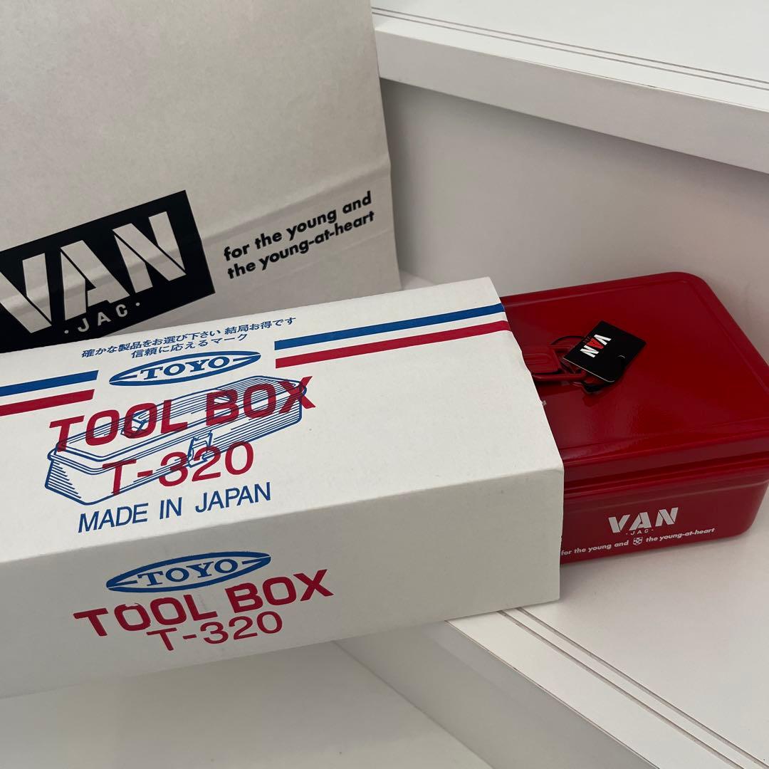 VAN小物入れ➕最新のステッカー♪