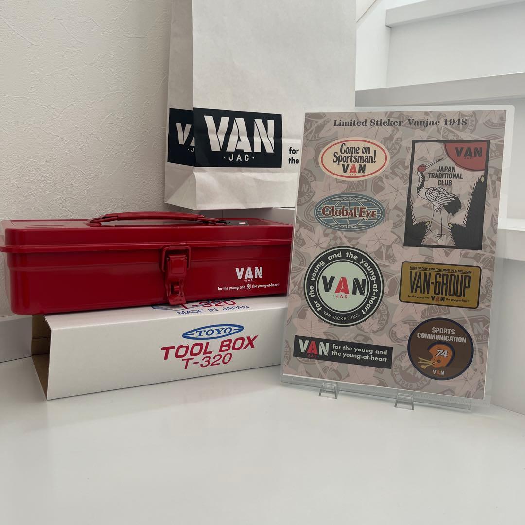 VAN小物入れ➕最新のステッカー♪