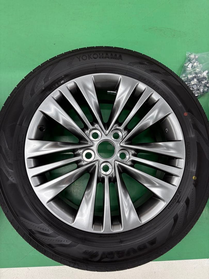 アルファード４０系　新車から外したタイヤ