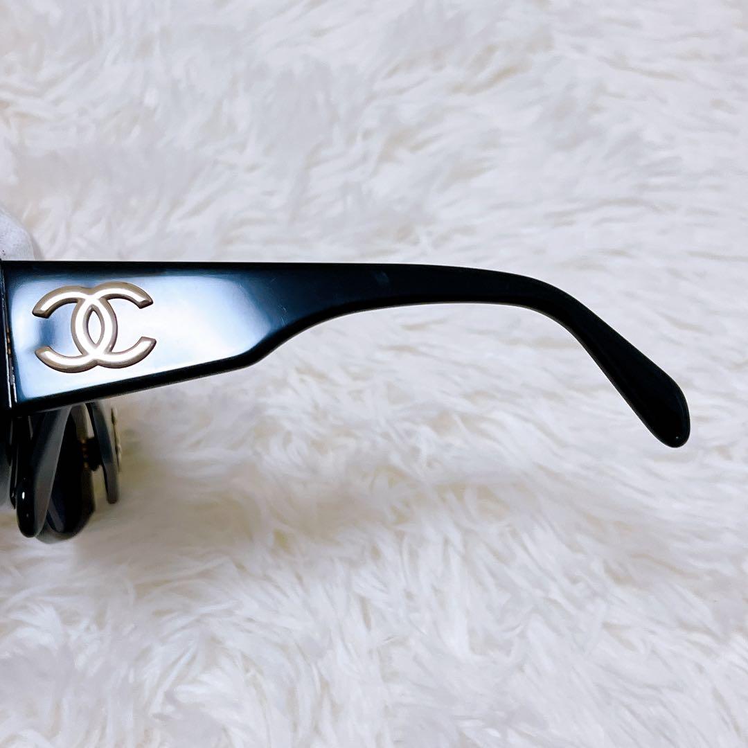 CHANEL サングラス　ココマーク　黒　ケース付き