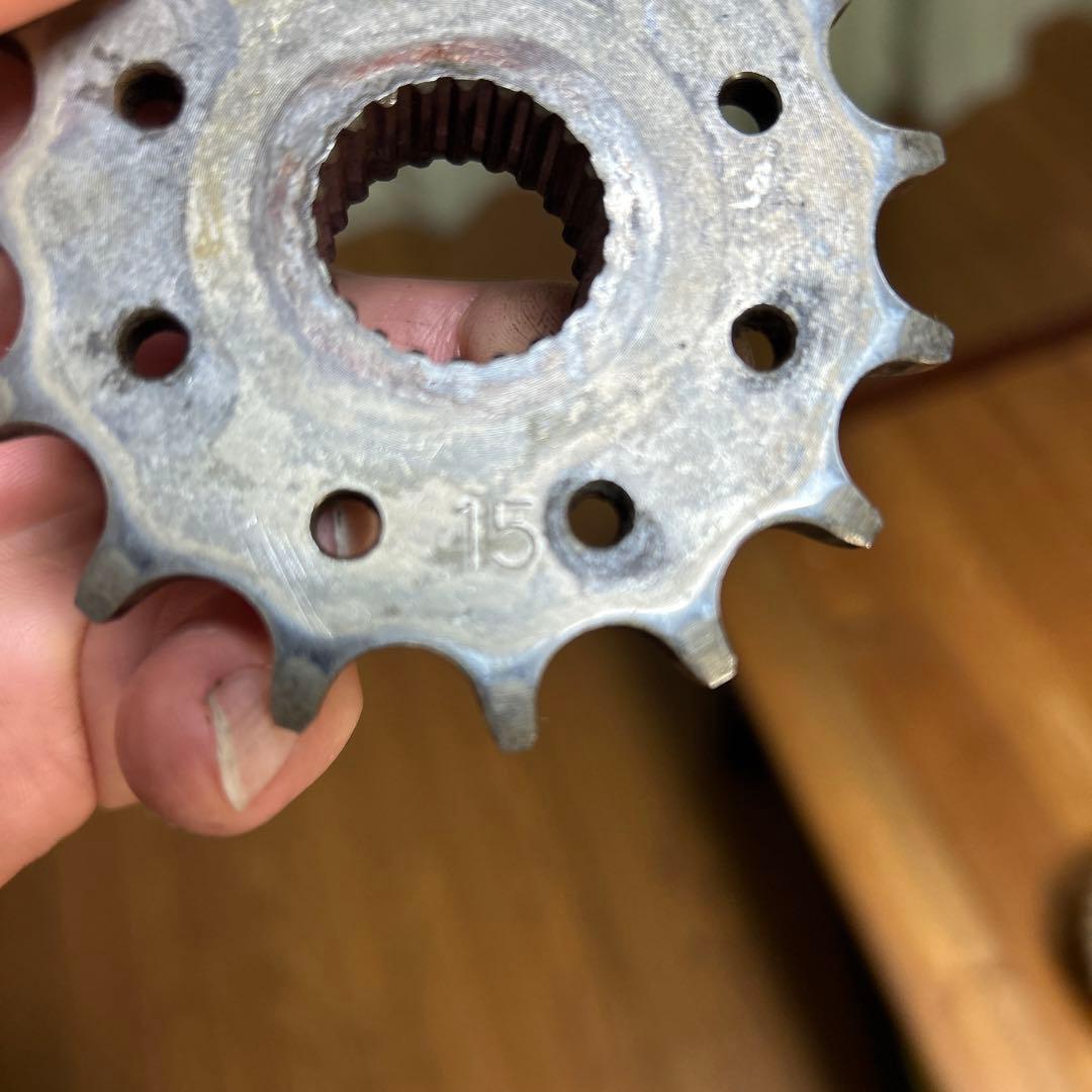 SRX600 ハブ & スプロケット