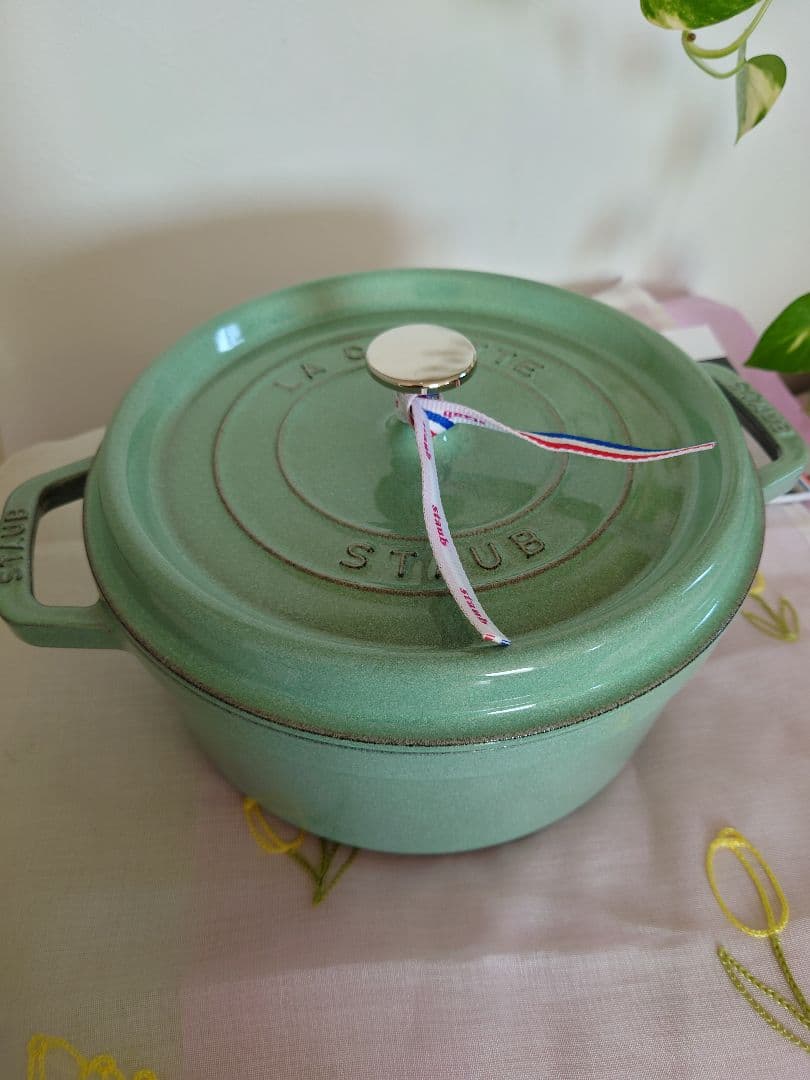 【美品】STAUB LA COCOTTE セージグリーン 24cm