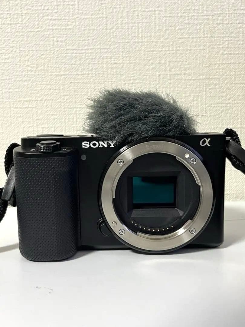 よこやま【2月末まで】sony zv-e10 カメラ本体