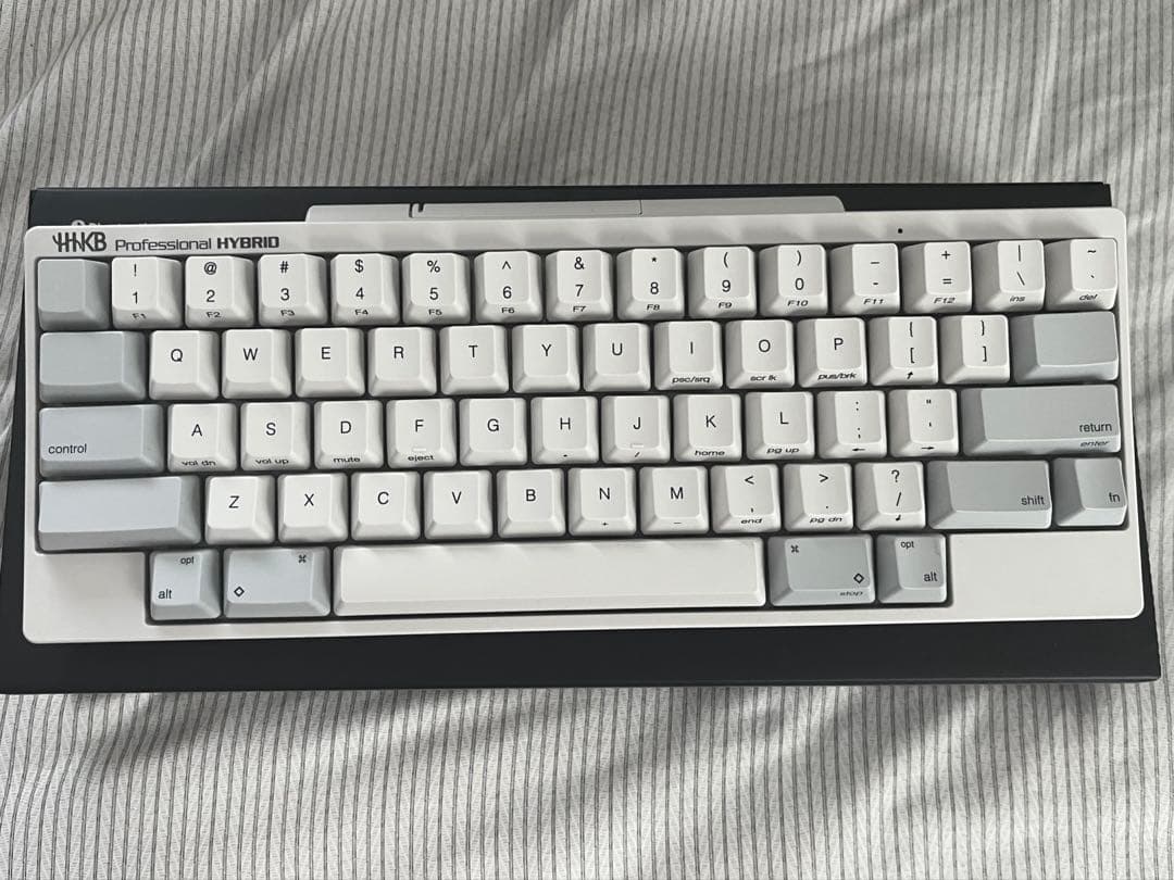 hhkb professional hybrid 白 & 無刻印キーキャップ