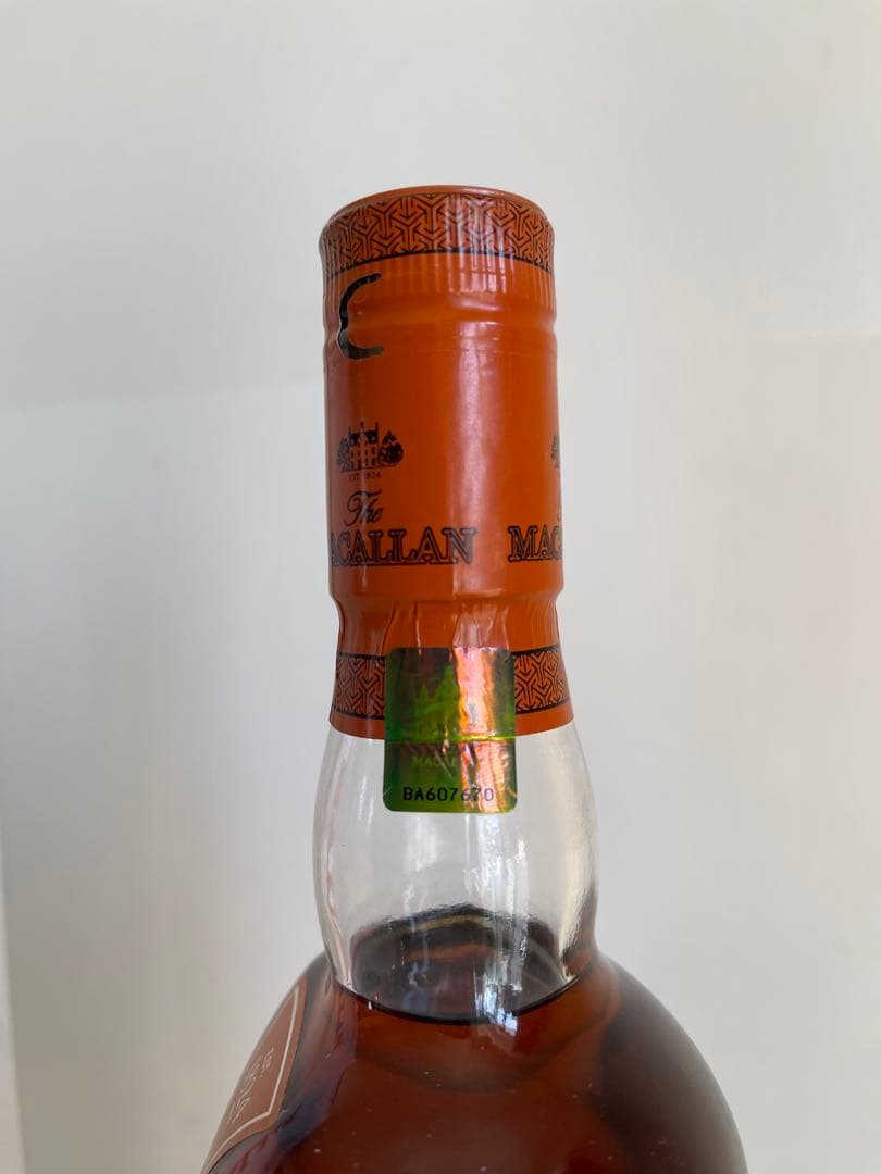 The MACALLAN ザ・マッカラン 1824 シエナ 43%