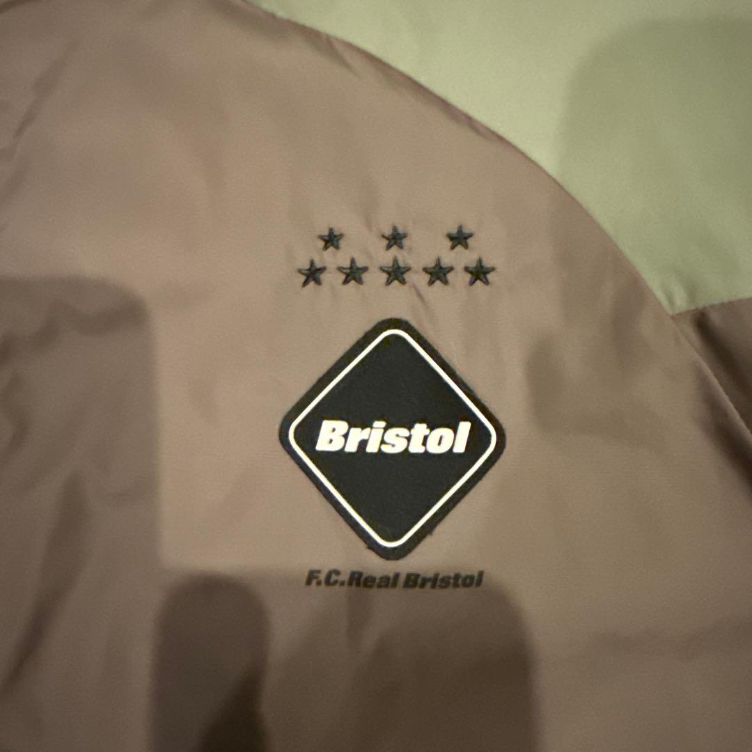 F.C.Real.Bristolナイロン上 カーキ✖️ベージュ サイズL