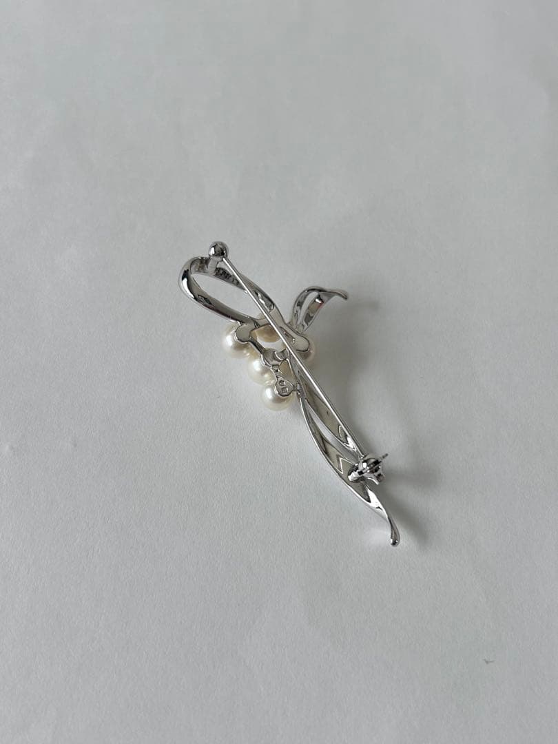 MIKIMOTO ミキモト パールとシルバーのブローチ