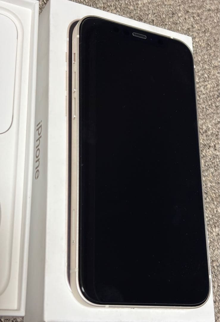 【極美品】iPhone12 128GB 白 SIMフリー 純正バッテリー100%