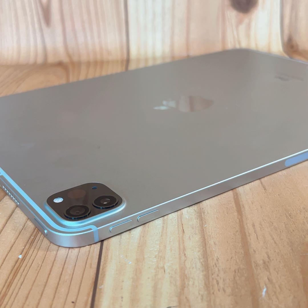 Wi-Fi 本体 iPad Pro 11インチ 第3世代 128 GB 001