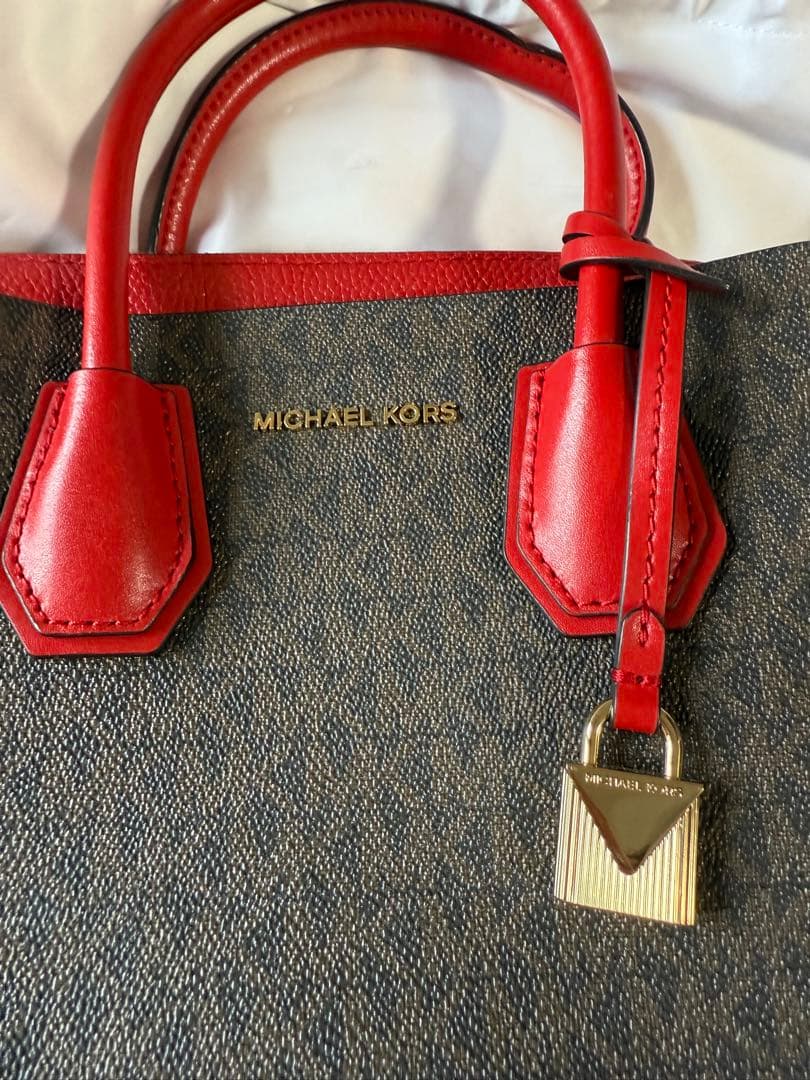 MICHAEL KORS ロゴ入りハンドバッグ