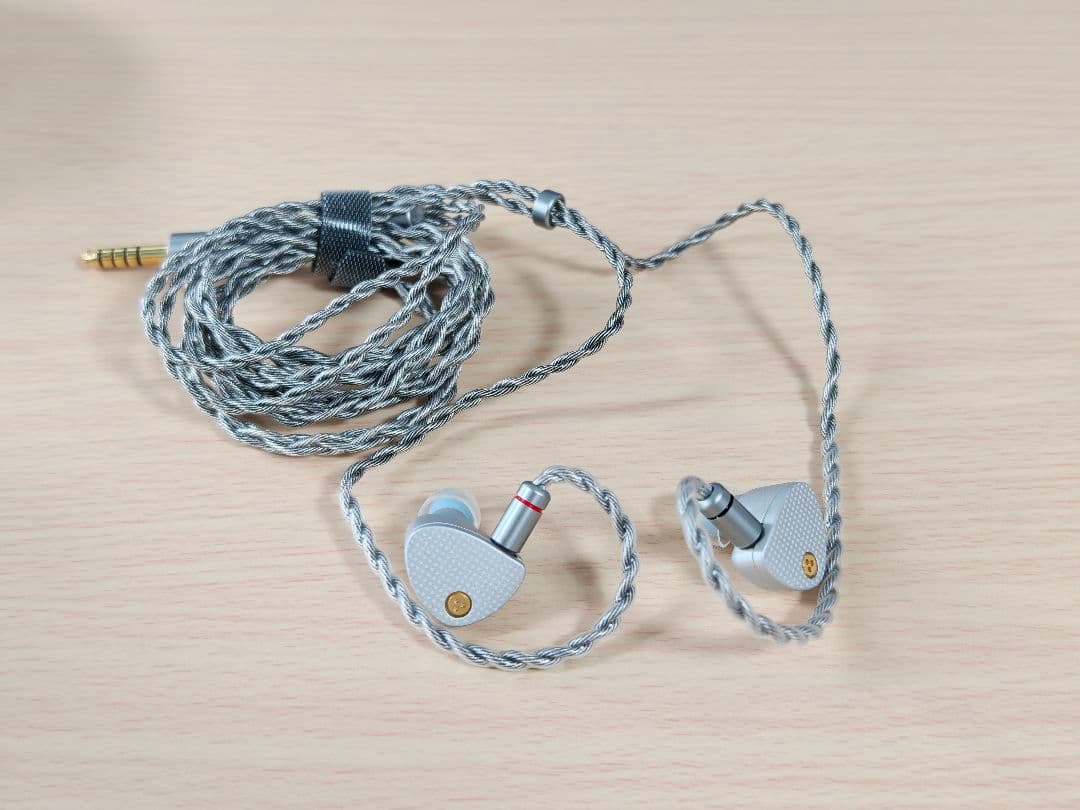 水月雨 MOONDROP Aria 2