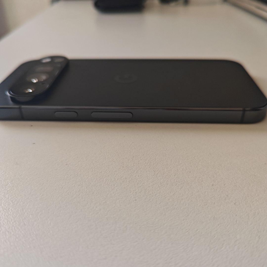 Google Pixel 10 Pro ブラック 本体