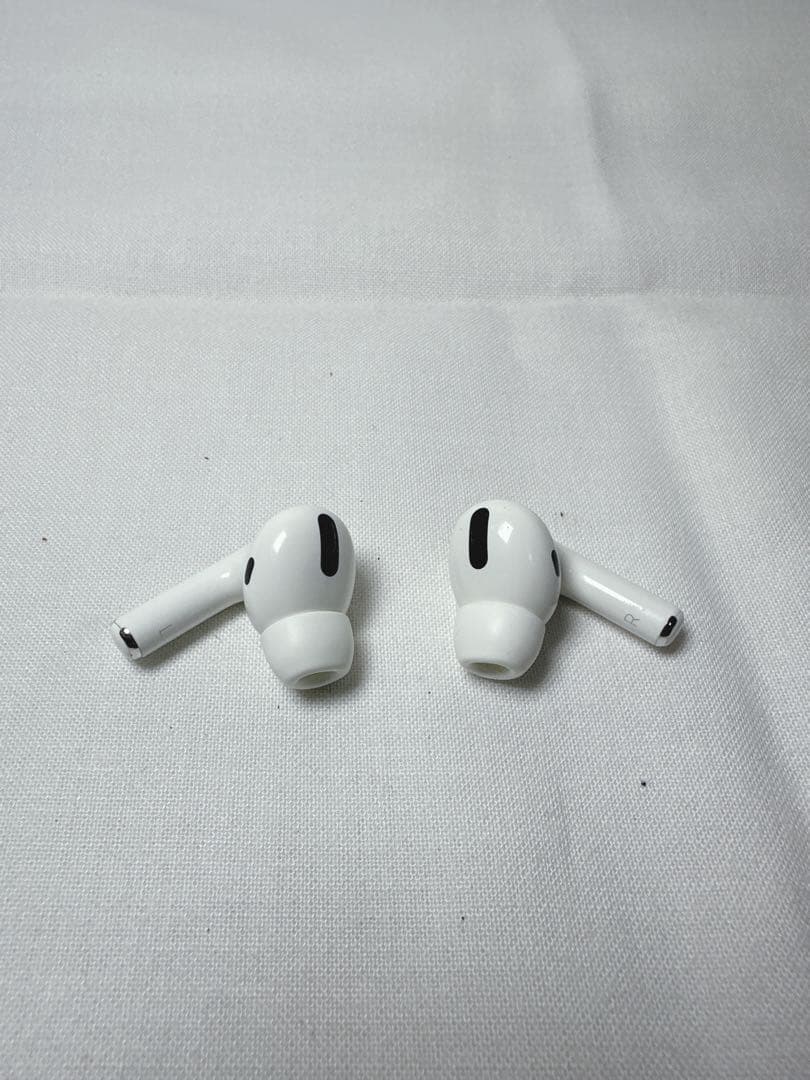 【完動品】アップル　AirPodsプロ第2世代　ブリーフィングケースおまけ